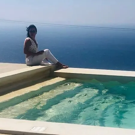 Regenesis 2 Hébergement de vacances *